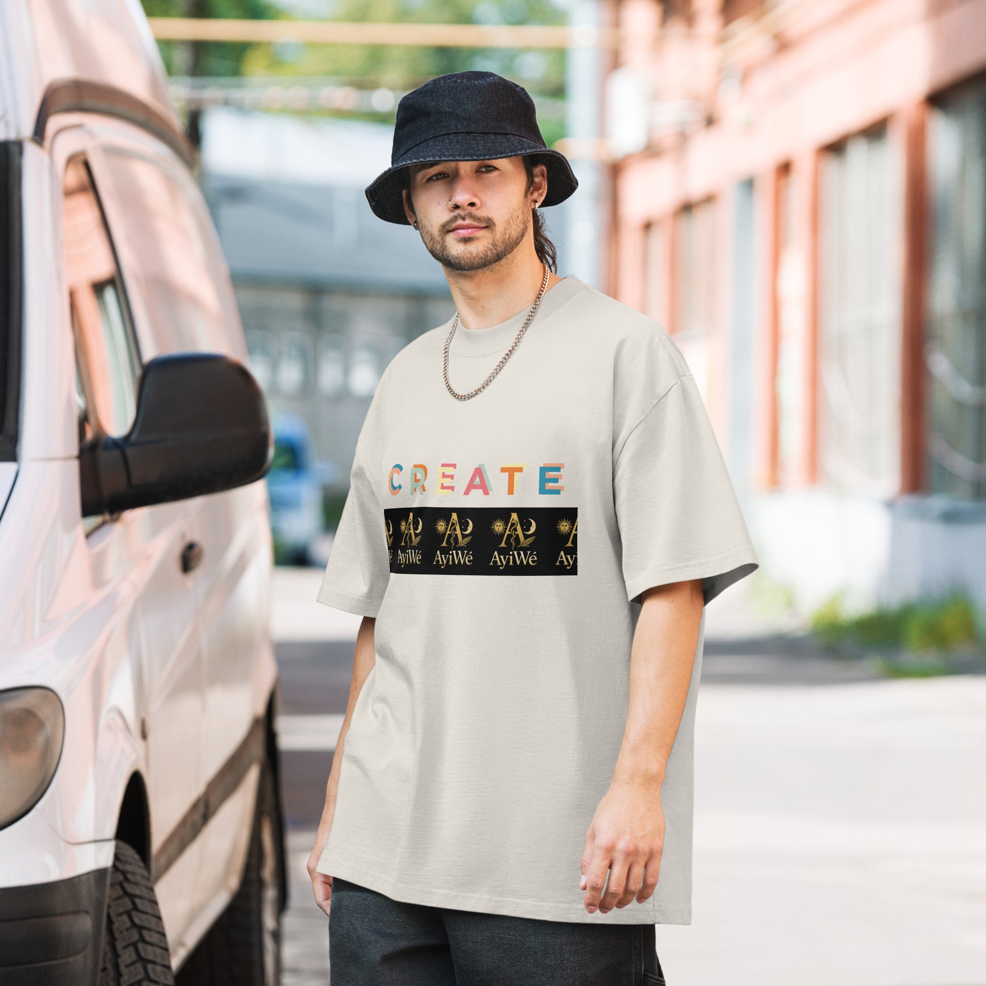 01 - Create AyiWé Oversized faded t-shirt - AyiWé Fashion & Style
