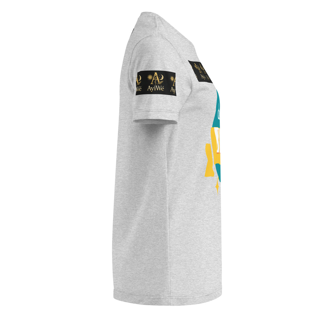 O2 - Las girls - Latinas, AyiWé Women’s basic softstyle t-shirt - AyiWé Fashion & Style