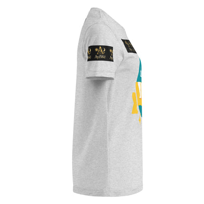O2 - Las girls - Latinas, AyiWé Women’s basic softstyle t-shirt - AyiWé Fashion & Style